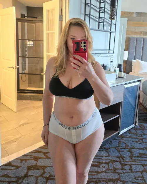 Am I your favorite Milf? [F52]