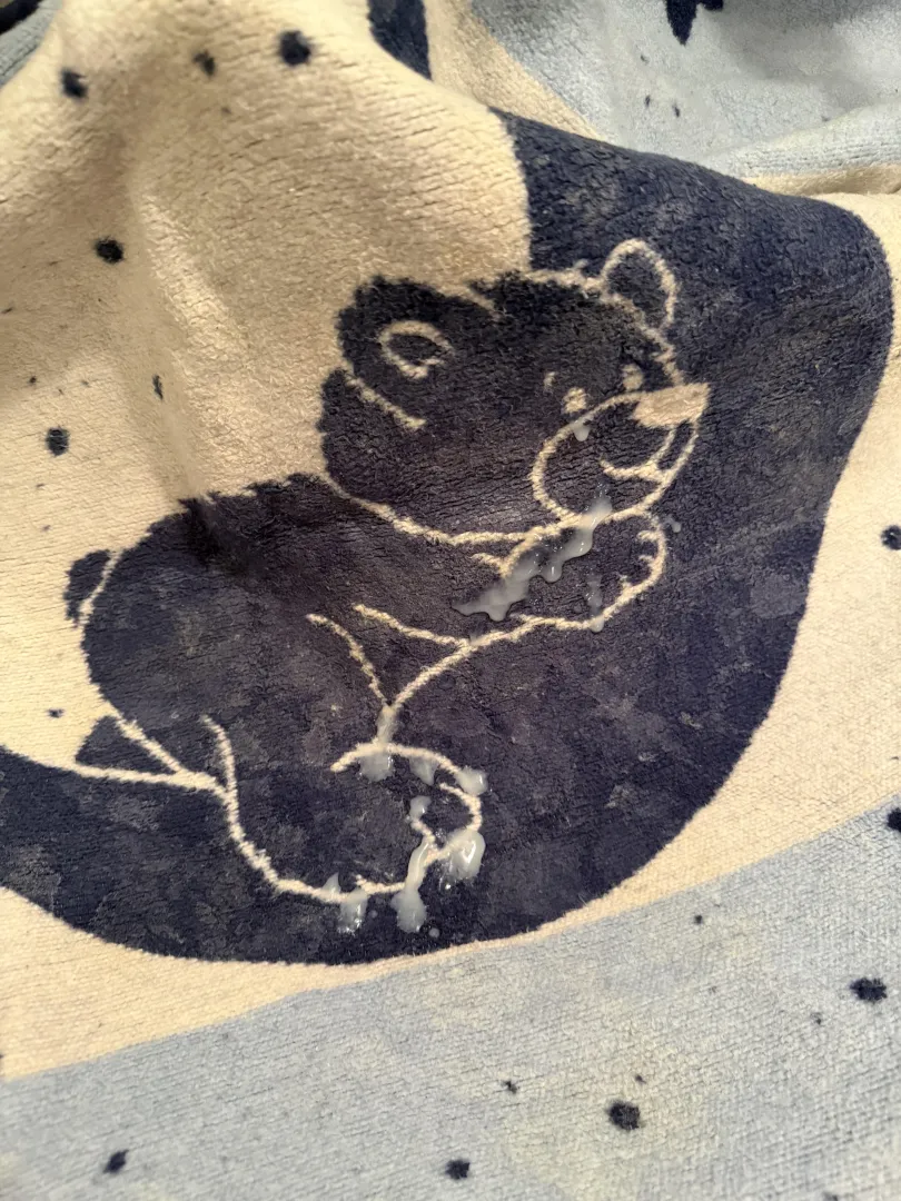 Another cum on my blankie