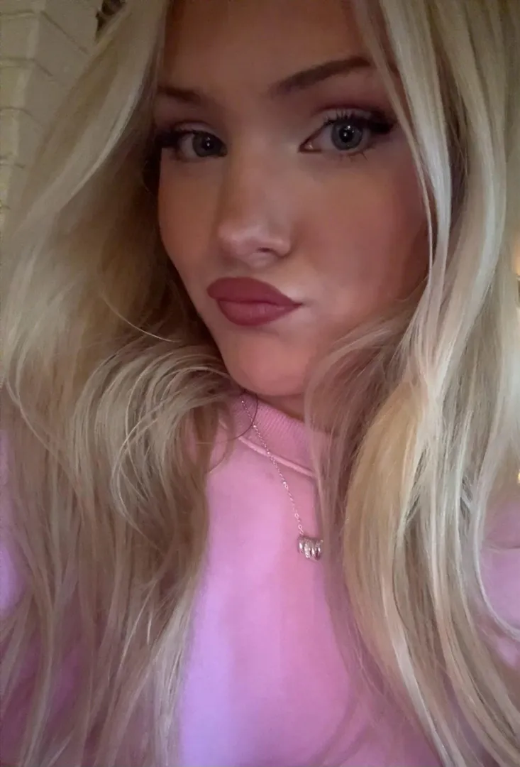 Another night lurking, thinking about me using & controlling you, it’s no longer a fantasy  peasant, I trapped you, you exist to slave & contribute to my perfect spoiled luxurious life NOW! It’s all you’re good for