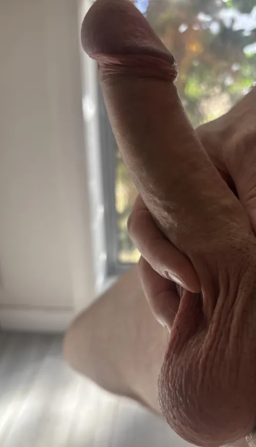 Any chance of rating ladies please?