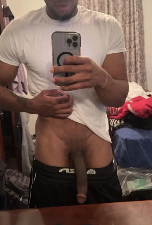 Any females free tonight