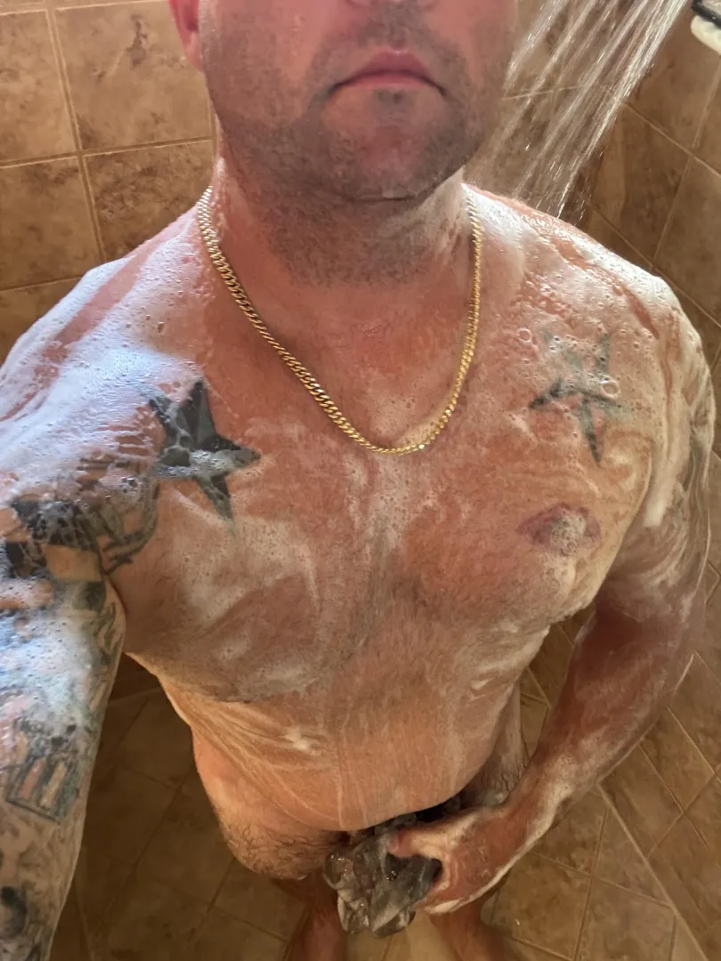 Any ladies going tonight?