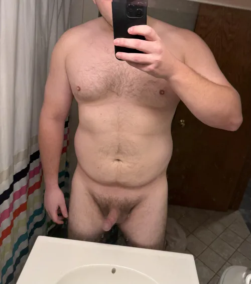 Any lady boners for the big men out there? 33