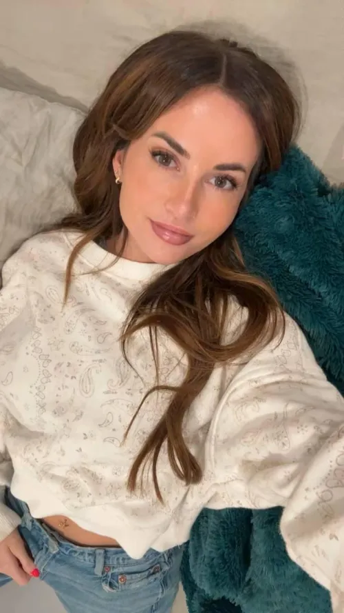 Any married men willing to fuck me??