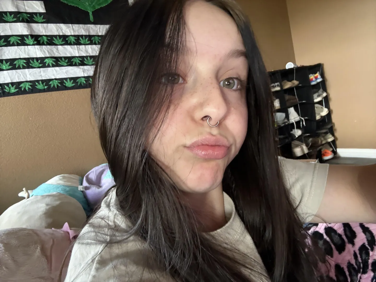 any older men down to fck 🙈 f20