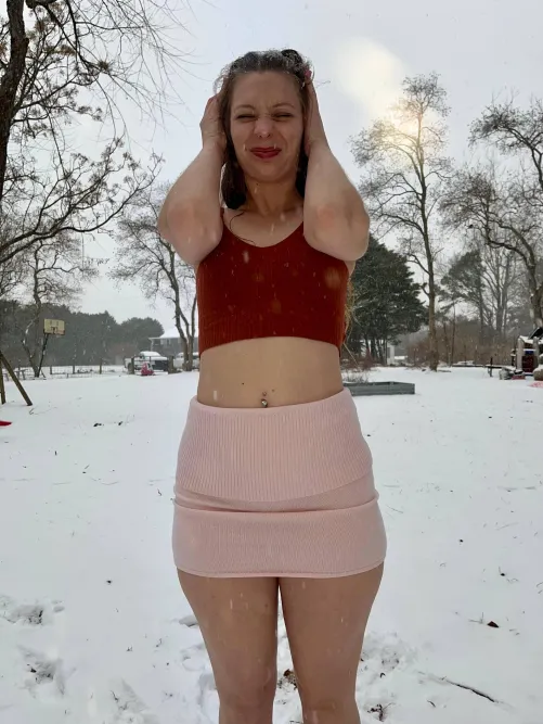 Any random dude who wants to get my nudes?