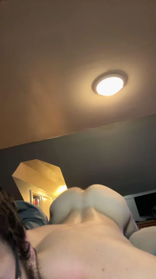 Anyone in Hattie super kinky? I wanna try more things!! M21 bottom