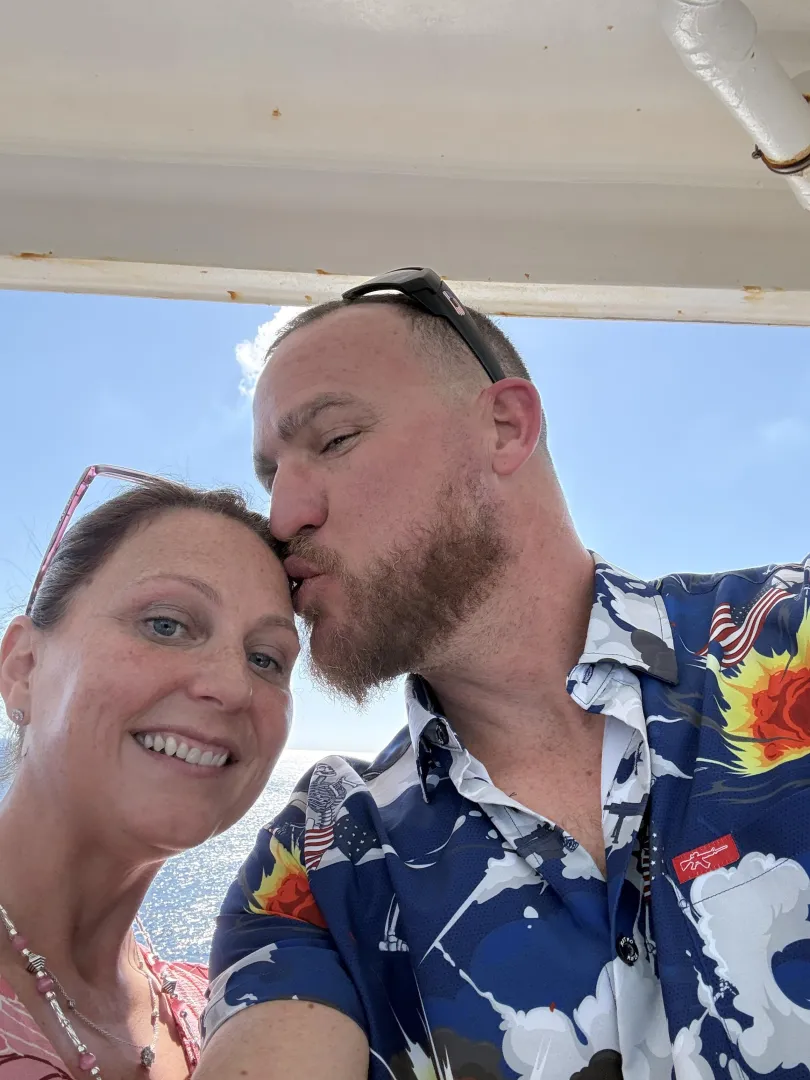 Anyone on the Dream right now?