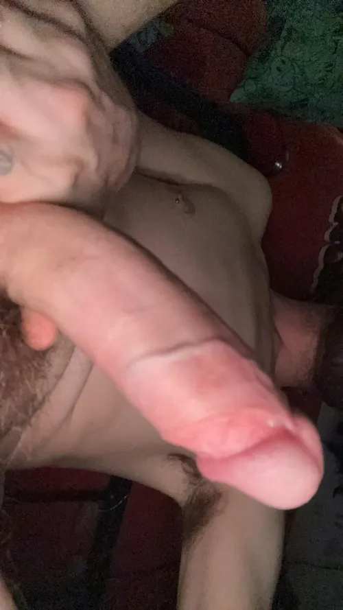 Anyone want a cum tribute?