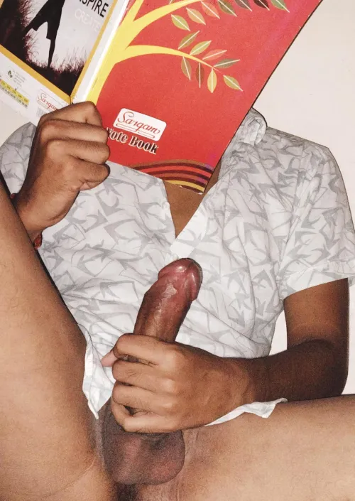 Anyone want this in lucknow as valentine gift