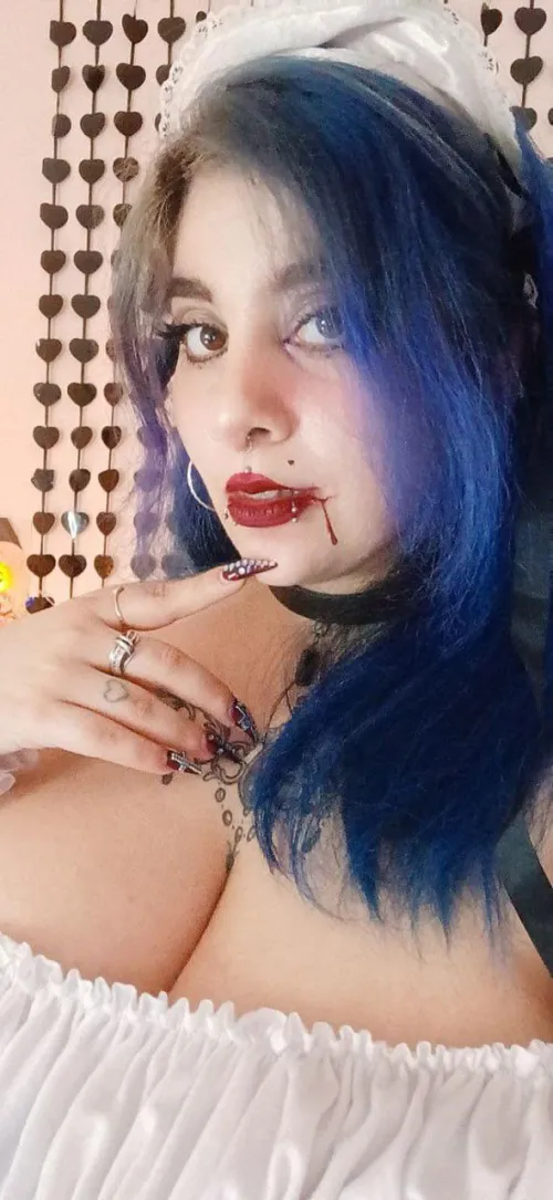 Anyone who can handle my hotness?