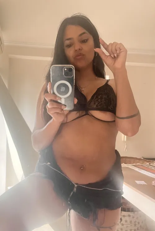 Apologize, that little thing will never satisfy me, but you can make me laugh with your size