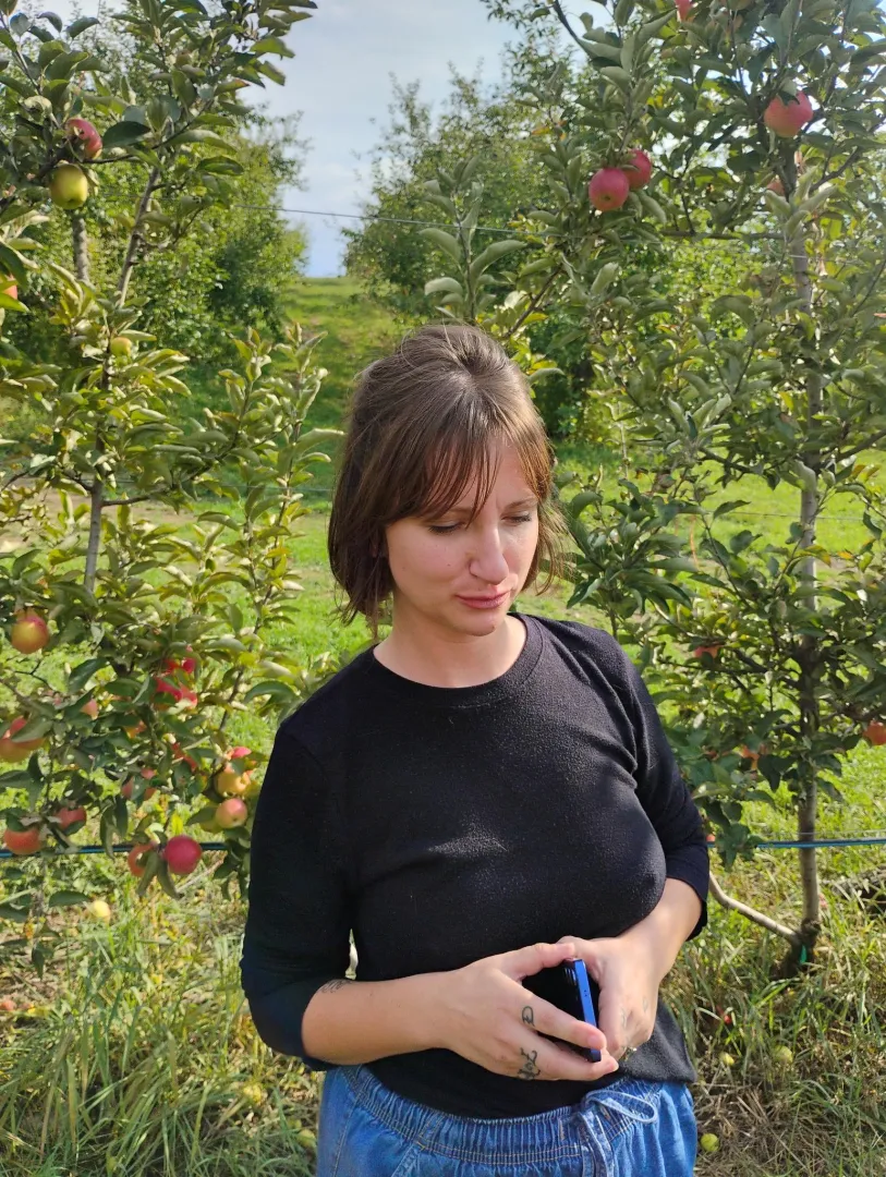 Apple picking