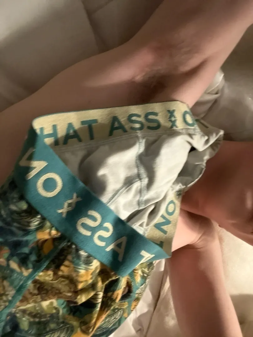 Are men meant to shave there armpits ?