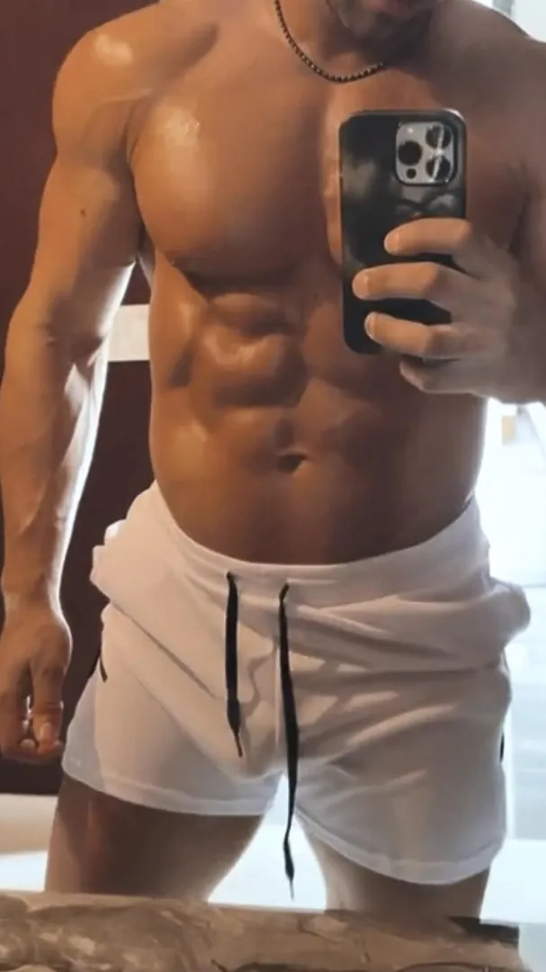 Are these shorts too tight for the gym?