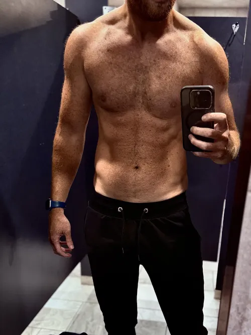 Are you a Hotwife needing attention? Come here and play with me.  I need attention too. (32M)