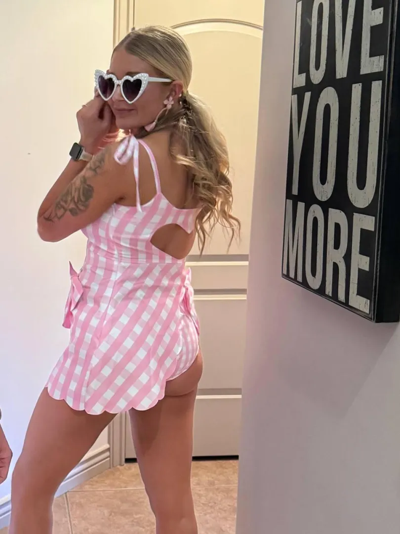 Arrow up if you’d fuck a 31yo and you have 3-5 inches, I’ll send you my location