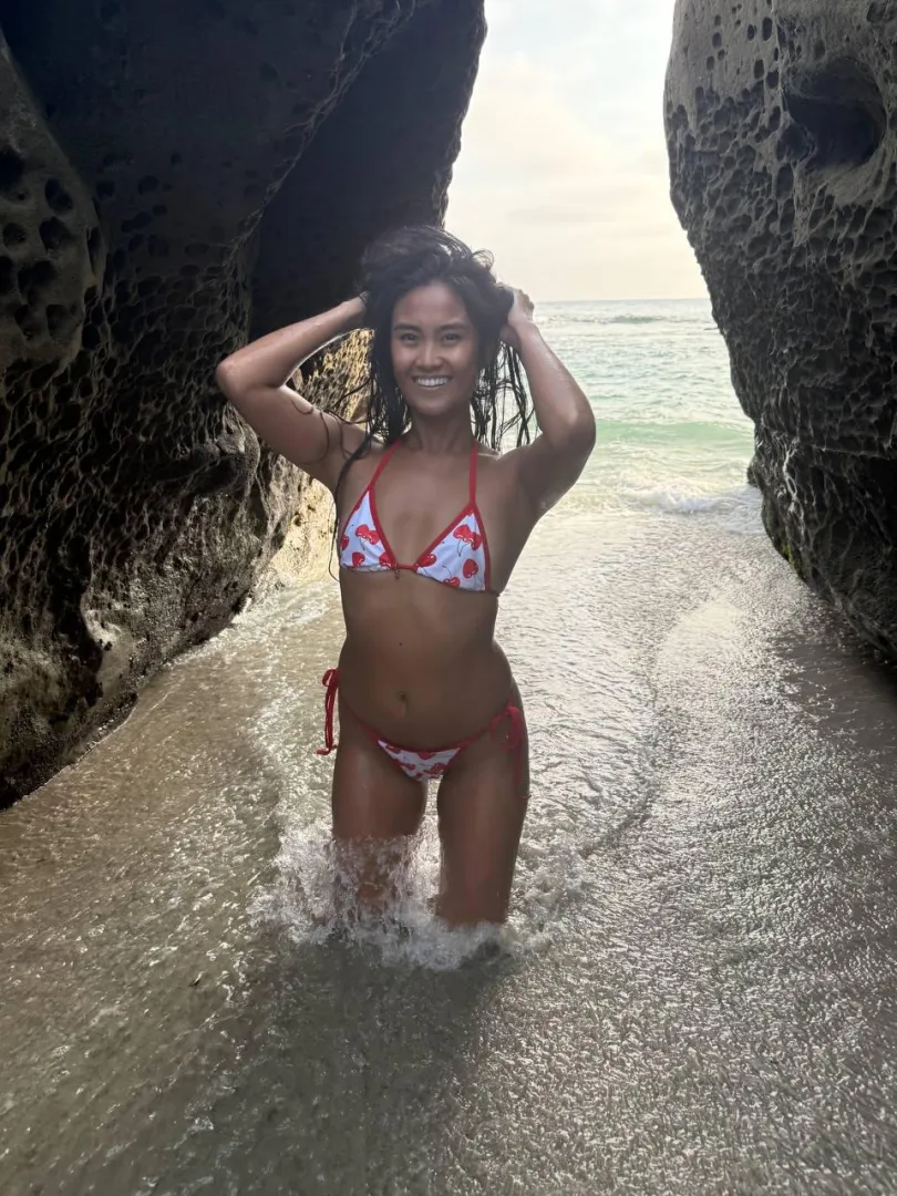 Asian island girl hits different, right? 