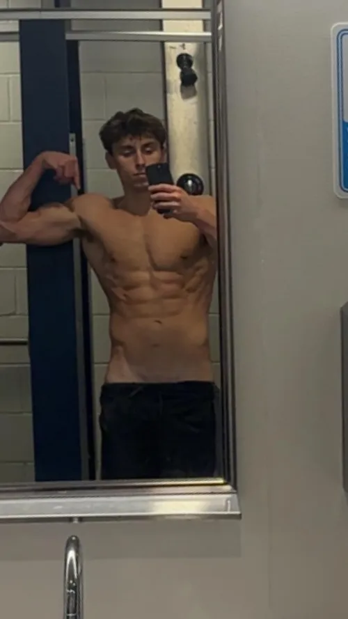 Athlete master ready to drain you