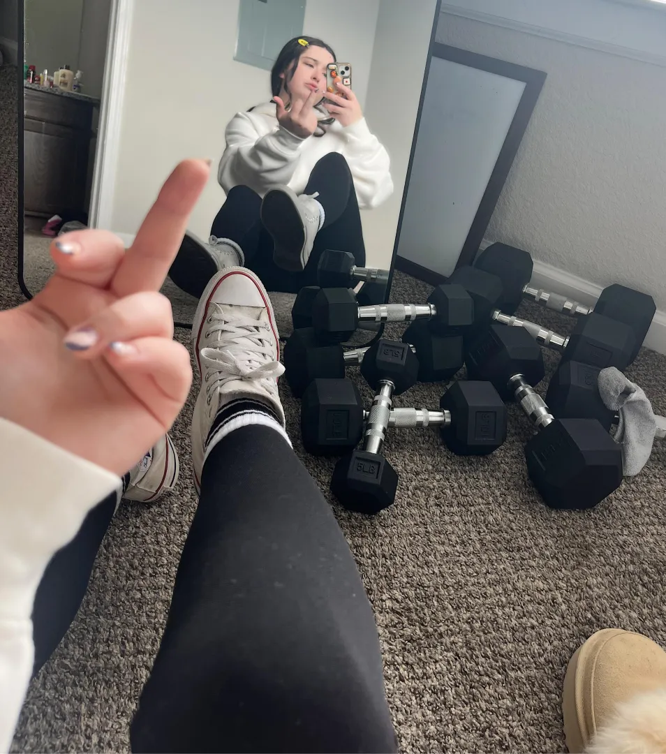 aww, does it bother you when i don’t respond? Poor thing 