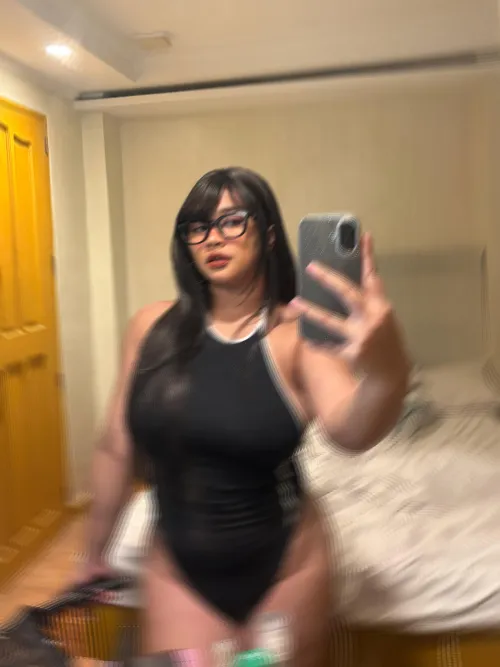 Awww blurry vision big boy?💕