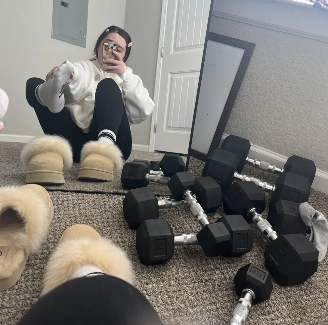 Awww … does puppy boy wanna taste ? ? 