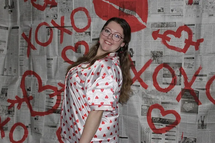 “Baby love me lights out” 