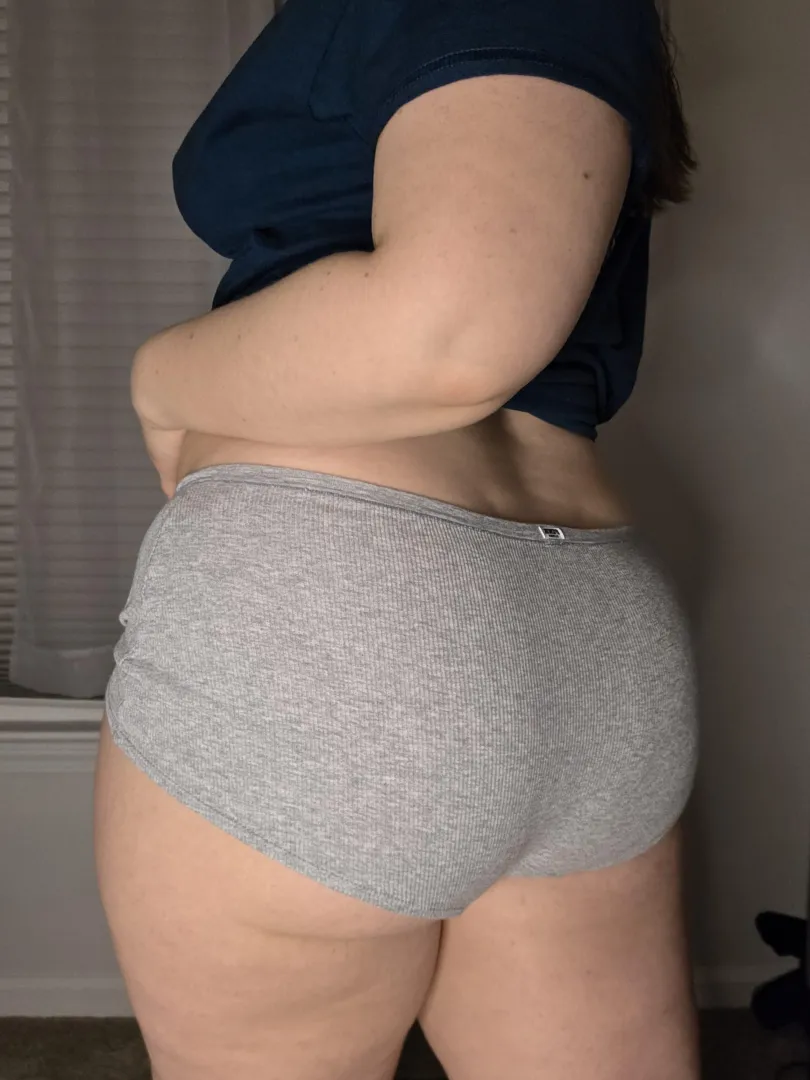 Back dimples and boy shorts