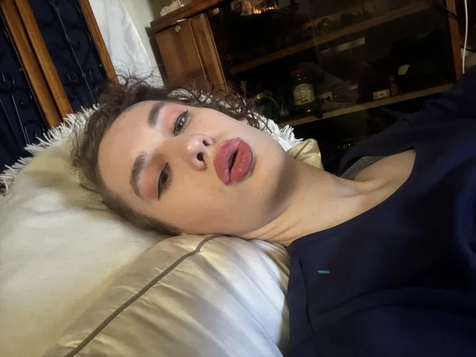 Bambi is lyk totes here 2 b triggered and played with hehehe