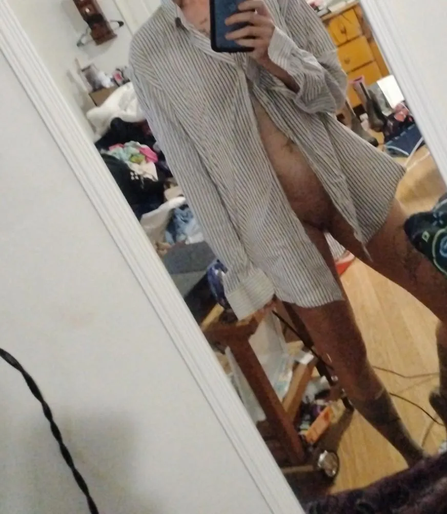 BBC only 34/f looking to play while my bf is working.