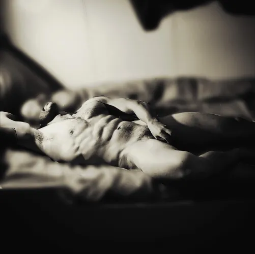 Bed time, your reminder to get your full night's sleep and stop scrolling!