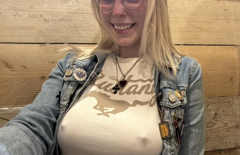 Being in a room full of sweaty men got me feeling this way.