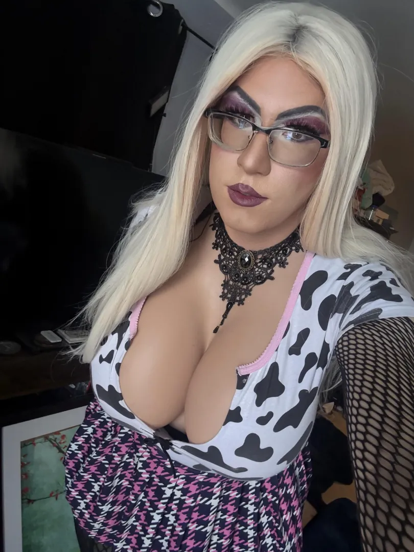 Bet you can’t figure out my fav position 