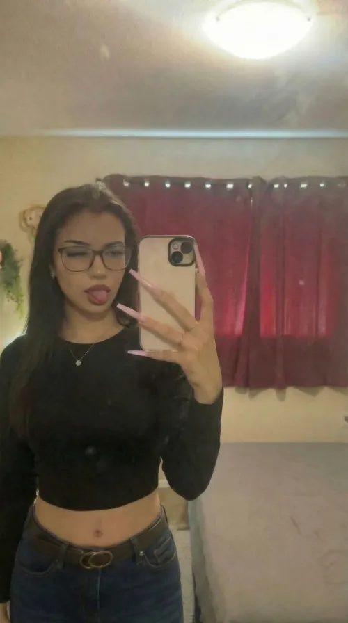 Better nails = better subby  last one couldn't afford these ones, I'll still keep him as a coffee mule though ☕