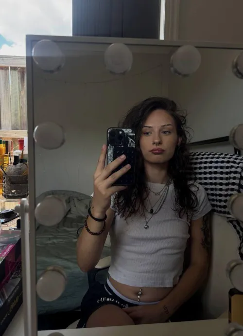 Better with or without a smile?