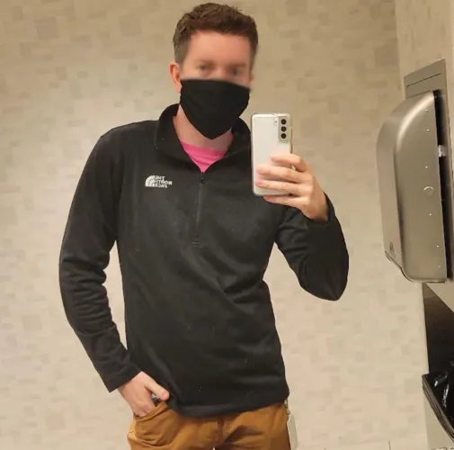 Bi guy seeking another bi guy in his 40’s Thursday Night-Rosemont