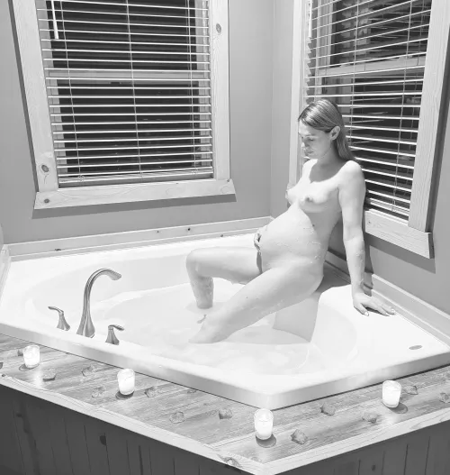 Black and white baby bump:)