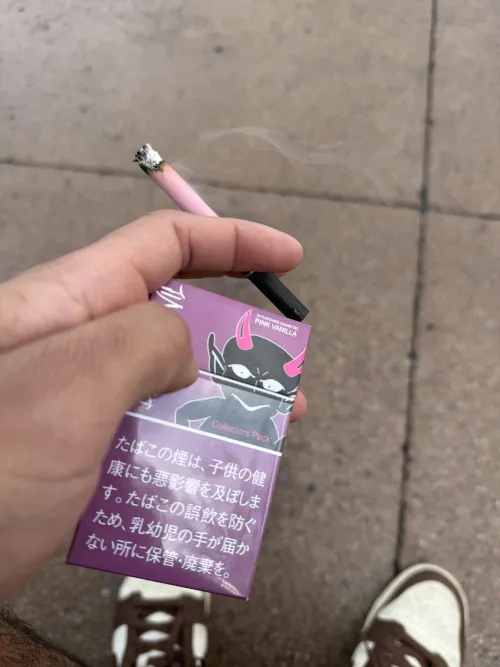 Black devil pink vanilla