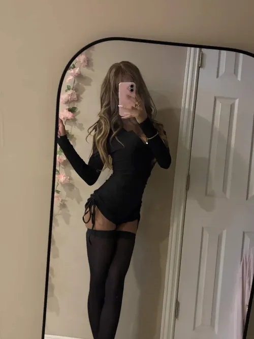 black girls deserve to be spoiled. pay reparations or get blocked ⛓️