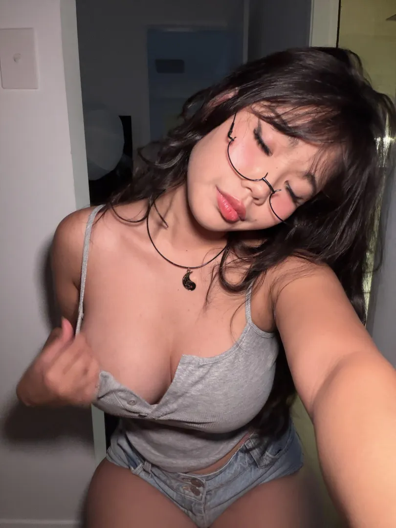 boobs so full they need your hold