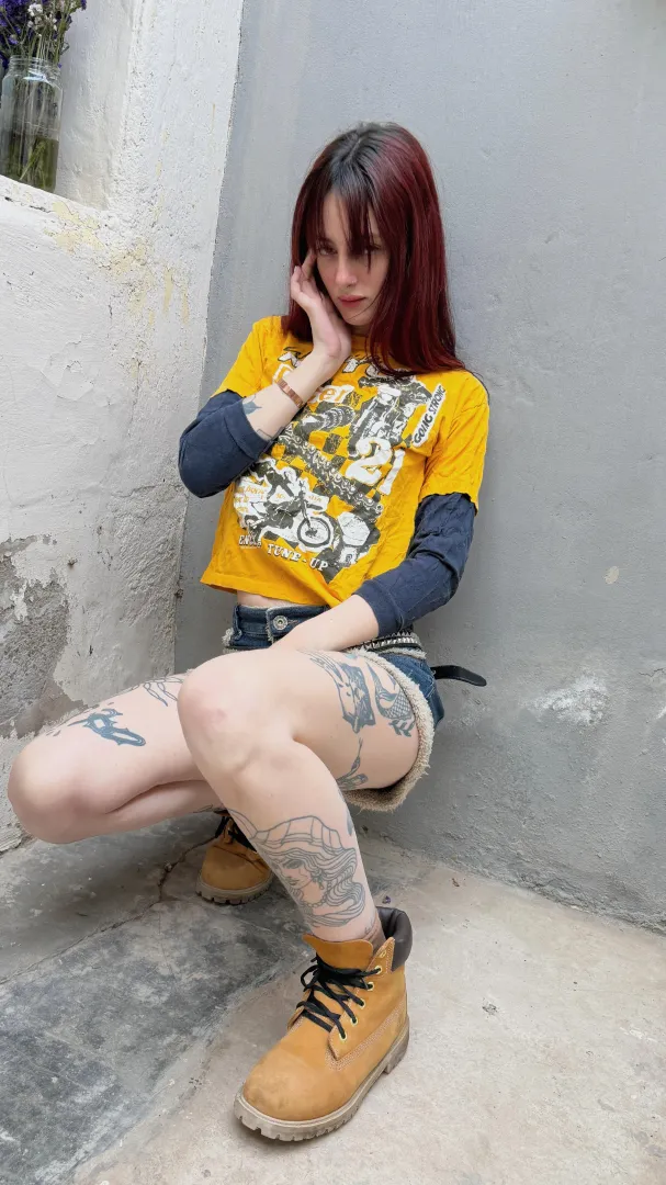 Bored and kinda down for fun, but can’t host msg T e l e g r m: .`lunasugarplum,.