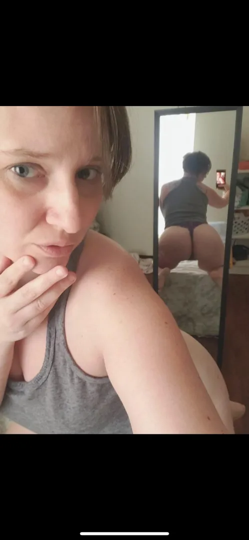 Bored I'm posting this