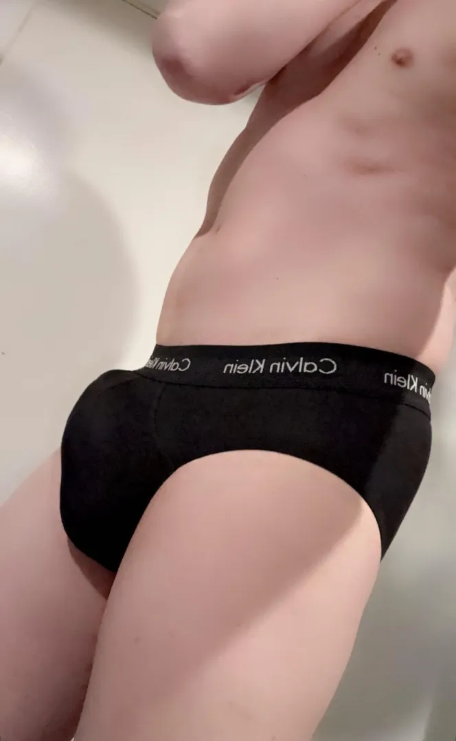 Briefs always make me horny