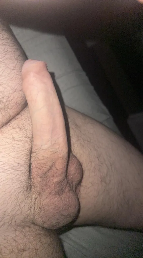 Brisbane bloke here. Love to chat and meet new people. 45m DM me ☺️
