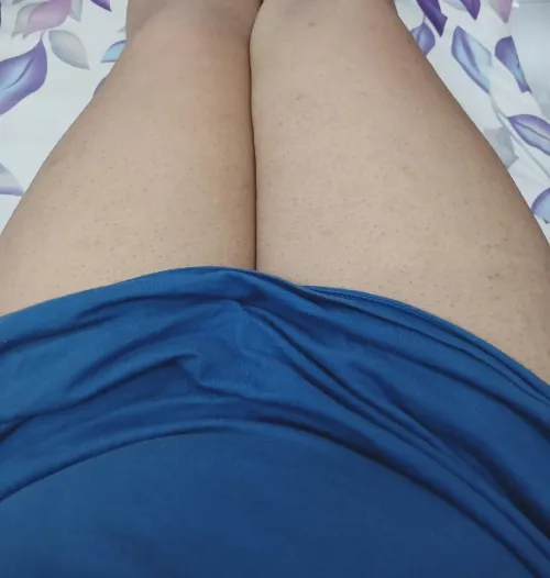 bros upvote if u like my thighs