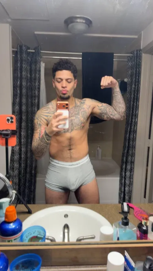 Bulge check in the mirror