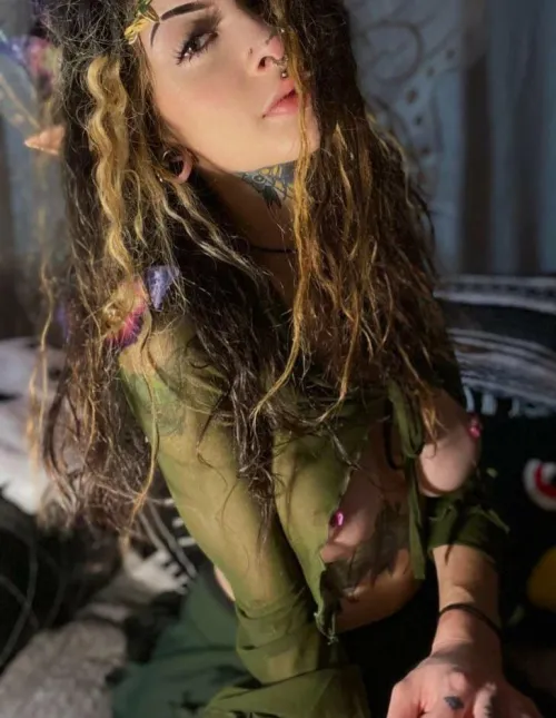 Can I be your elf-friend?