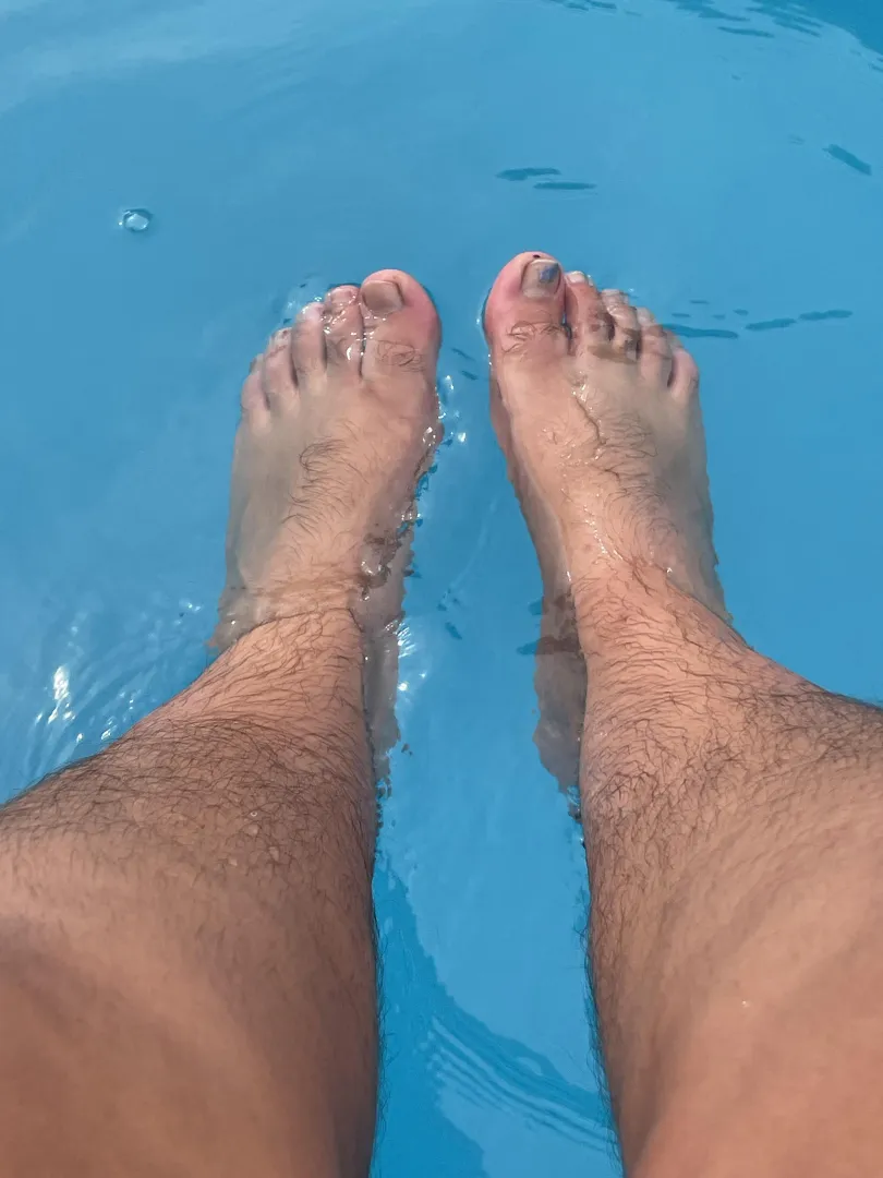 Can u come to the pool with me?