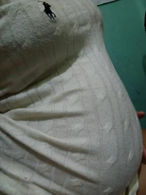 Can you help me take off this dress?