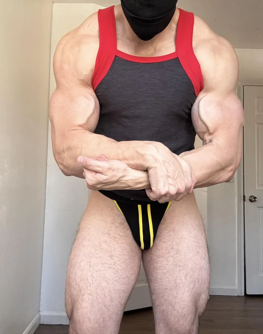 Can you see it? This jock loves it.